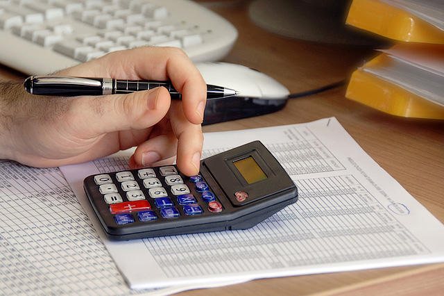 Ölkəmizdə 1000 manatdan az maaş alanlar vergi verməyəcəklər?