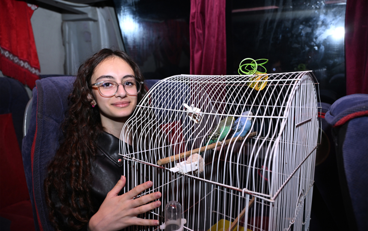 Yataqxanada yaşayırdılar, Zəngilana qayıdırlar - FOTOLAR