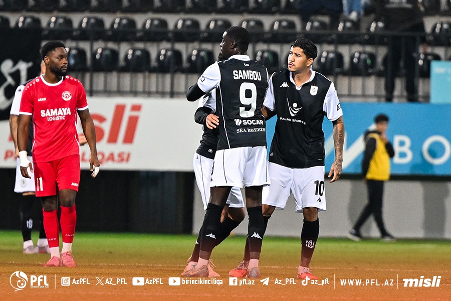 "Neftçi"yə yerli baş məşqçinin təyin olunmasını istəyirəm"