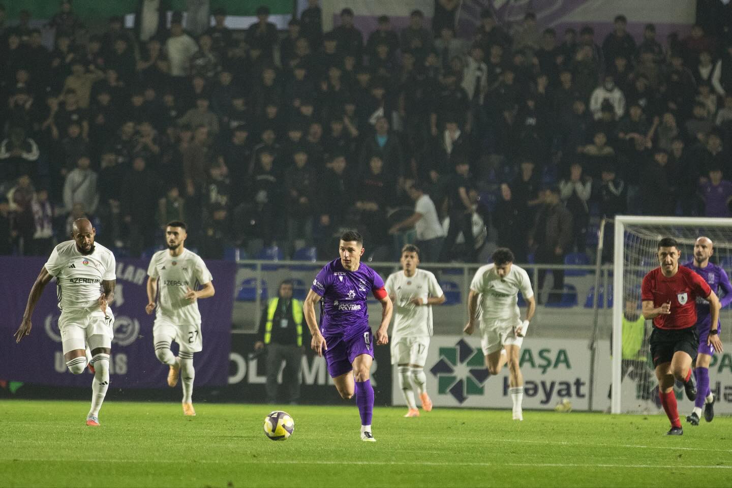 "Qarabağ" və "Neftçi"nin oyununda baş verən mübahisəli anlar: Hansı düzdür? - VİDEO