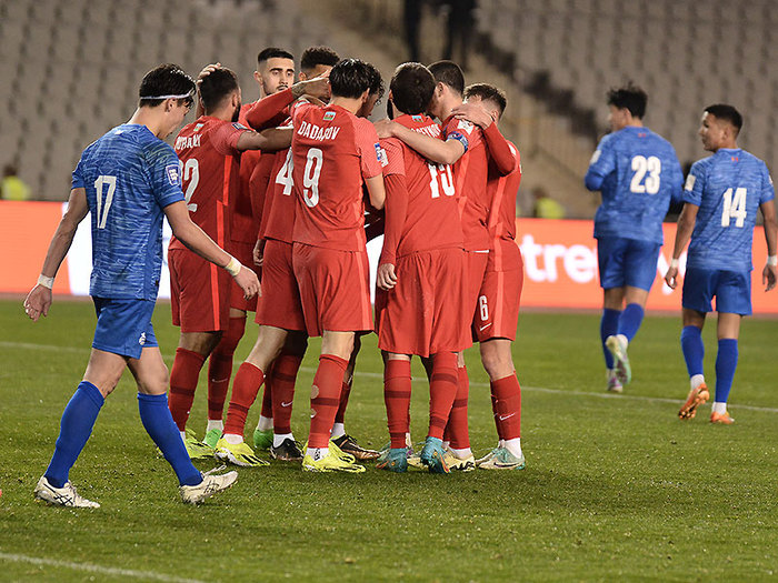 Azərbaycanda olacaq, millimiz oynayacaq, pul olmayacaq