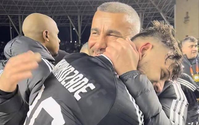 Qurban Qurbanov: “Xaricə getmək istəyir, təklifləri var, lakin o, mənə də lazımdır” - VİDEO