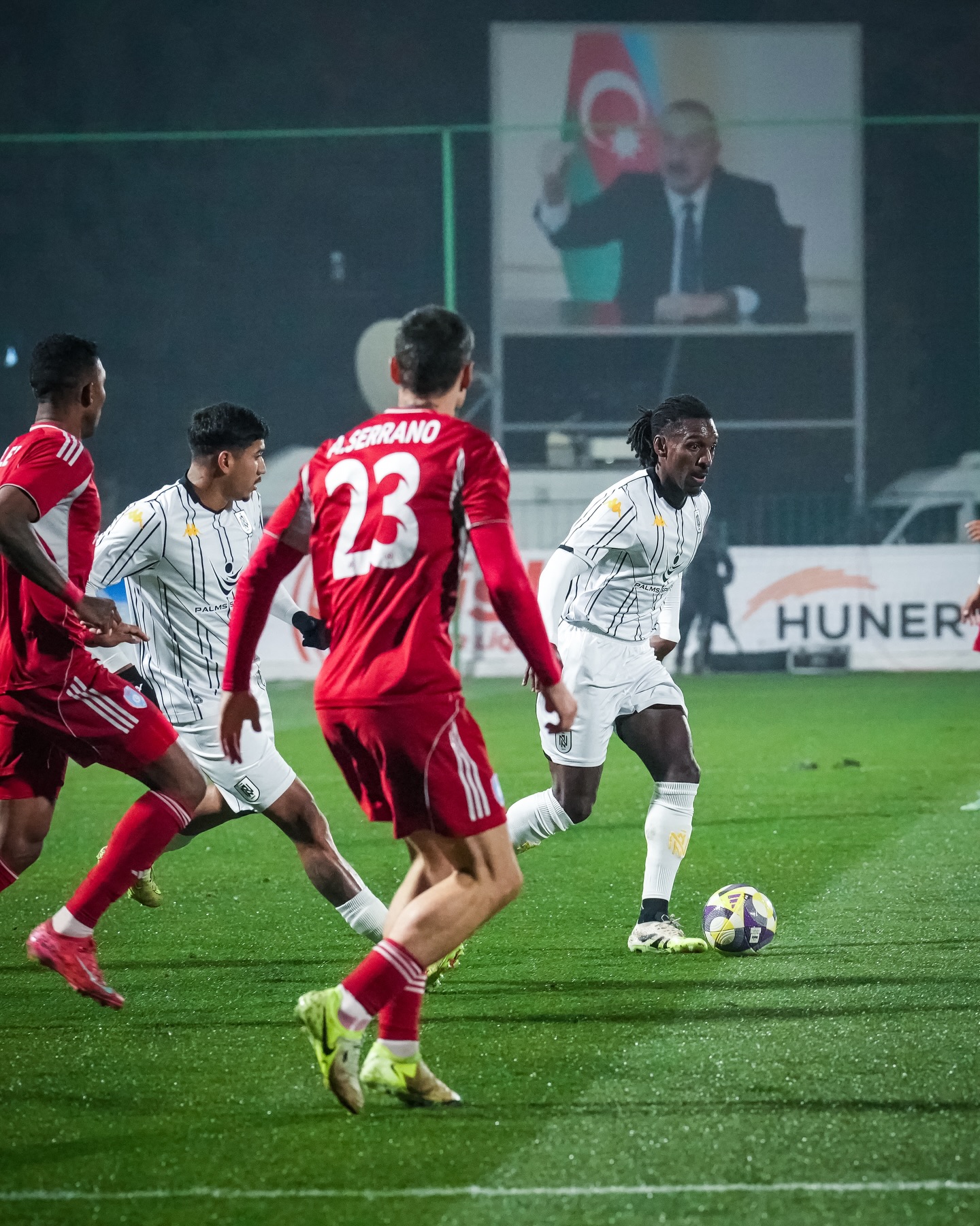 Samir Abasov “Neftçi”dən getdi, Emin Mahmudov nə vaxt gedəcək bəs?