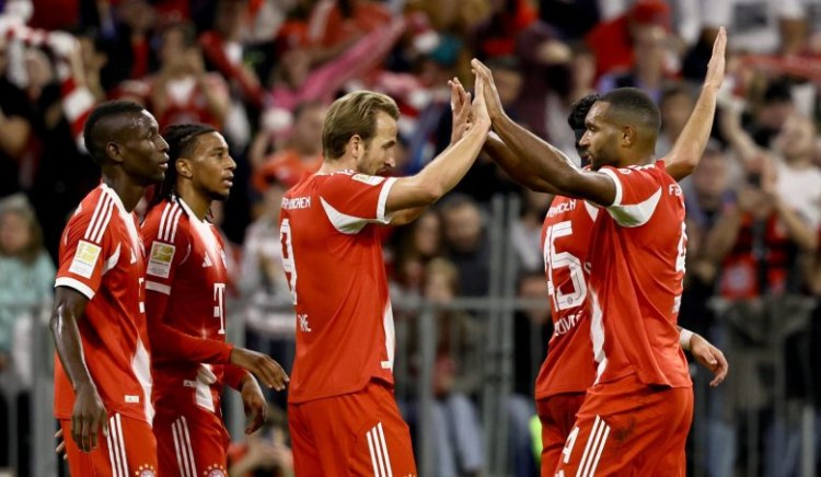 Doğma meydanda autsayderə rəhm etmədilər, 3 qol vurdular - VİDEO