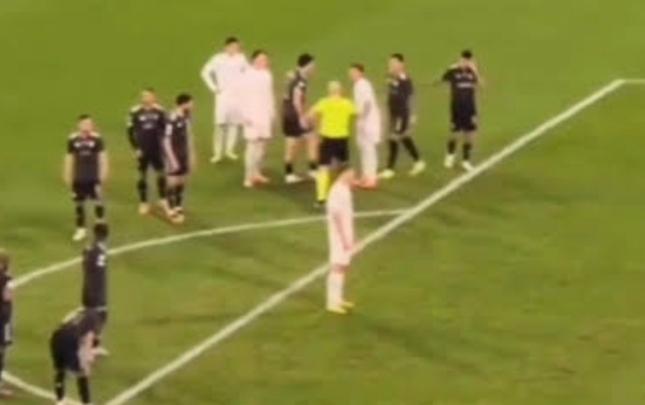 Qurban Qurbanov mübahisə edən futbolçularına mesajını ötürdü