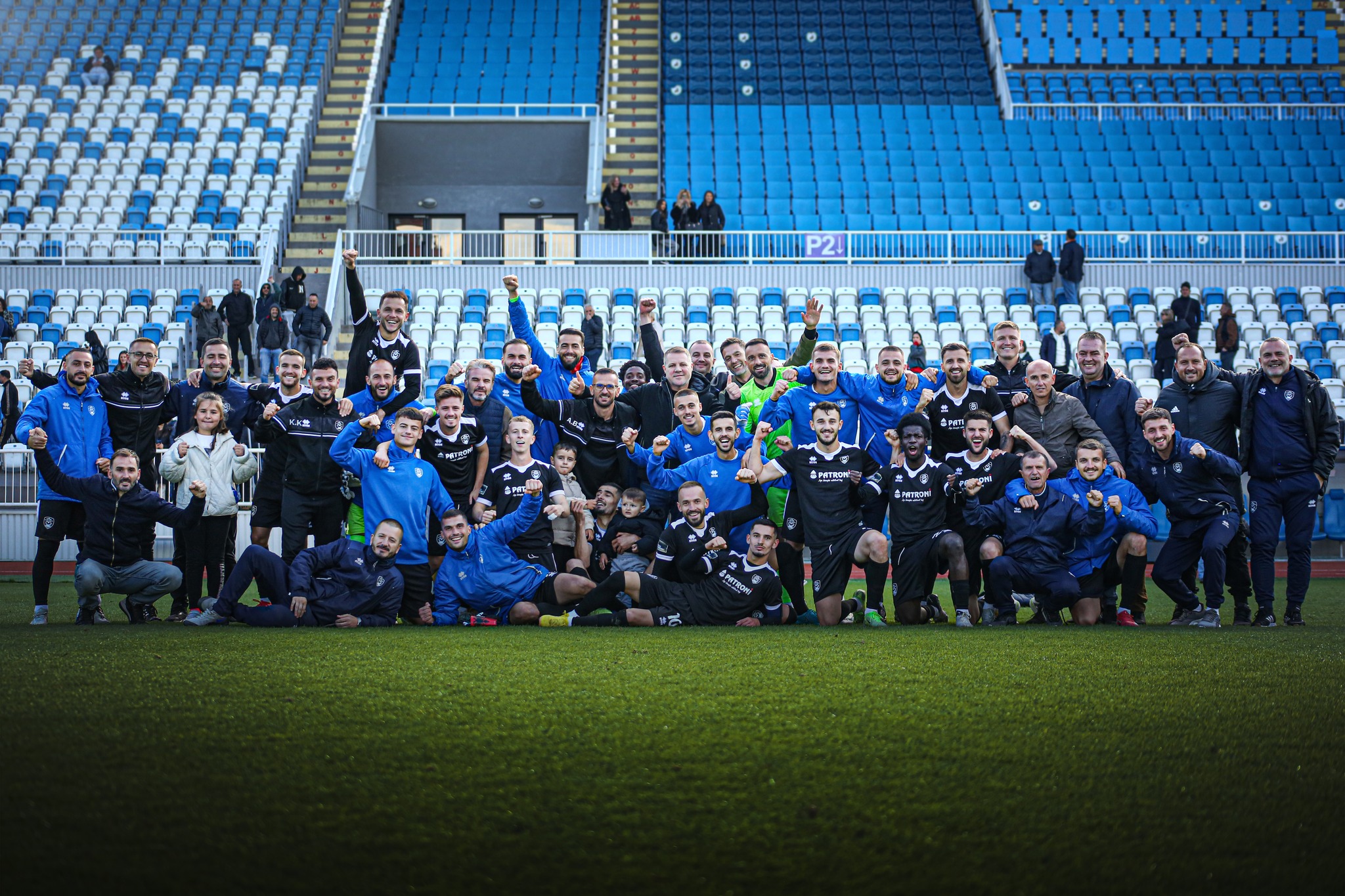 Əl-ayağa düşdülər, xahişə gəldilər - Üç gün ərzində borcu ödəyəcəyik, şikayəti geri götür!