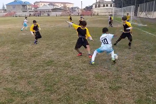 Bu kənddə ikinci Messi yetişir, AFFA-nın xəbəri olsun! - VİDEO