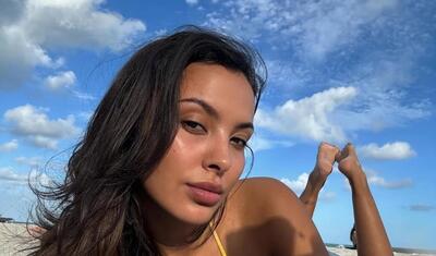 Sevgilisi geyimi ilə gündəm oldu - FOTOLAR