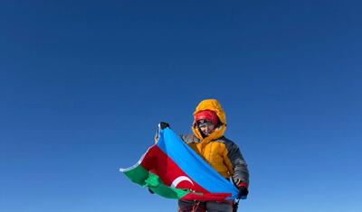 Azərbaycanlı alpinist Antarktidanın ən yüksək zirvəsinə qalxdı -