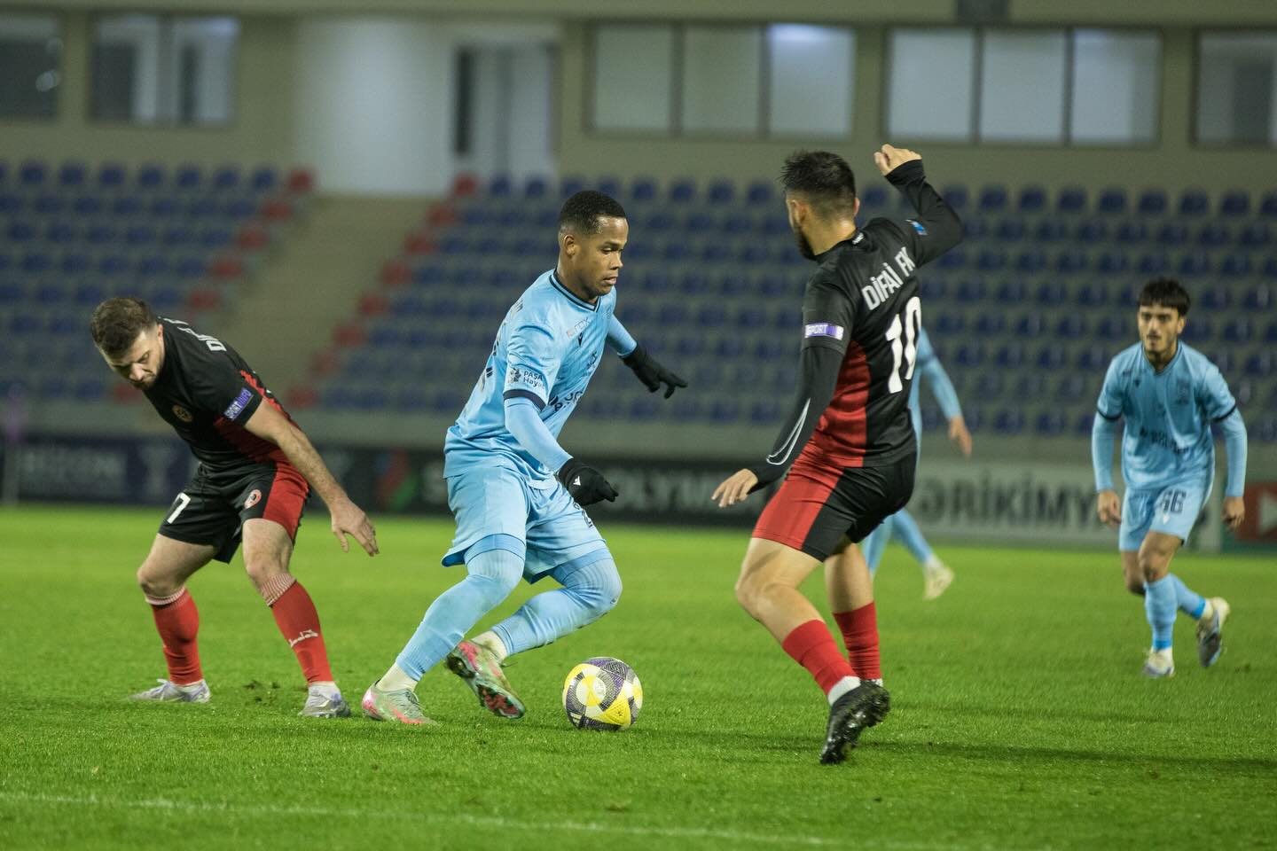 Azərbaycanda son 13 ilin antirekordu - Qol vurmağı yadırğayıblar?