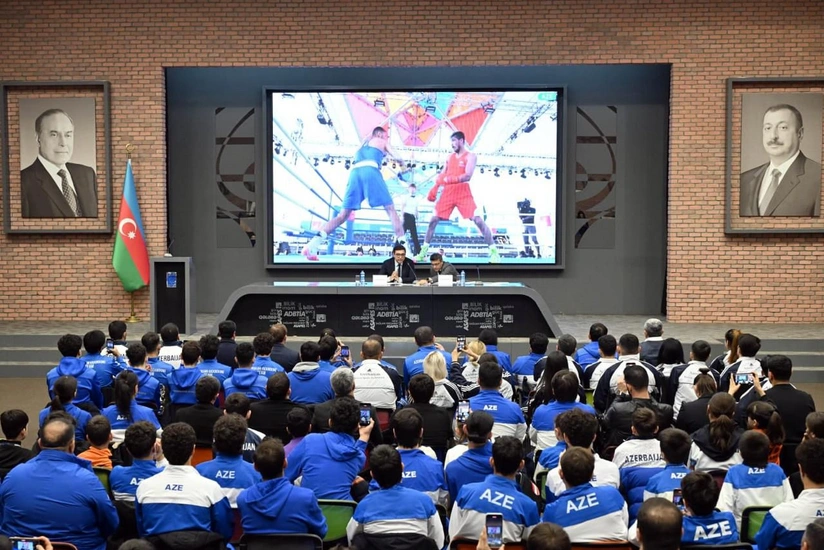 Nazir xarici yarışlarda yüksək nəticələr əldə etmiş idmançılarla görüşdü