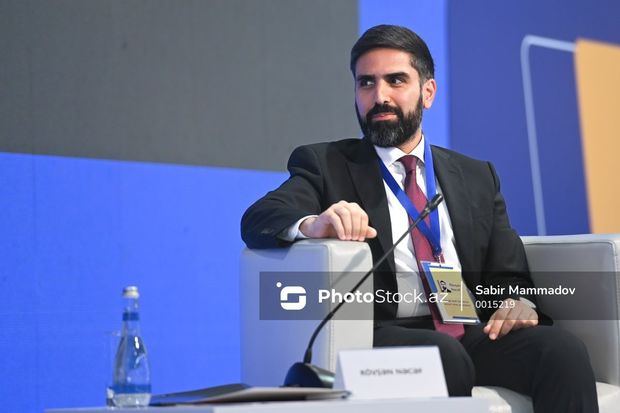 AFFA prezidenti dünya çempionatı ilə bağlı müzakirə apardı - Özbək həmkarıyla