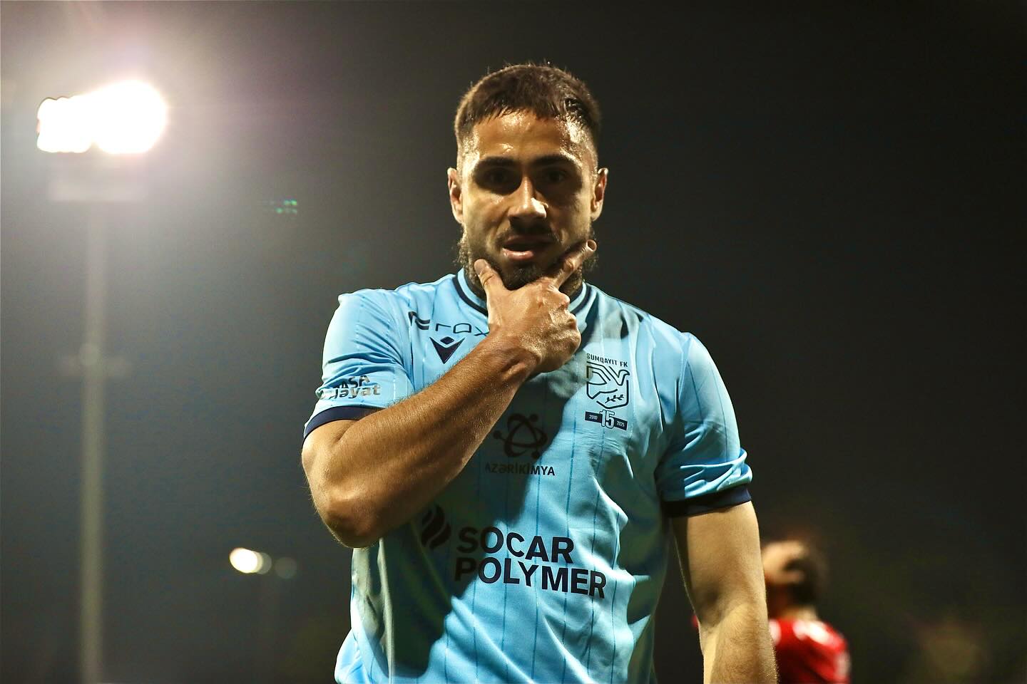 “Mən onların gözü qabağında qol vurmaq istəyirəm”