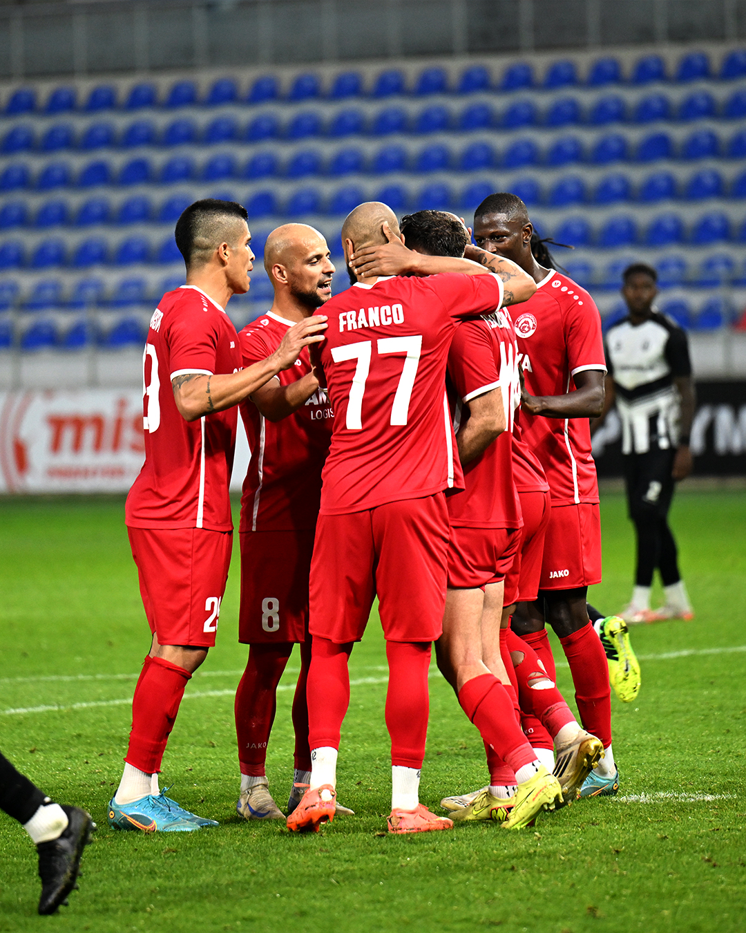 “Neftçi”nin qapını göstərdiyi çalışdırıcı aldığı yeni təklifə “HƏ” cavabı verdi, ya “YOX”?