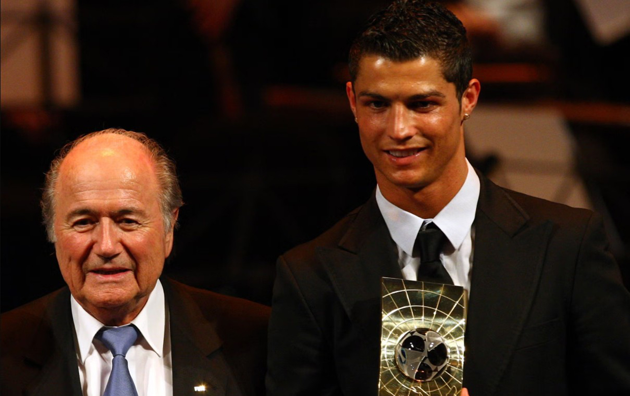 "Mən bunun səhv olduğunu deməməliyəm, amma çoxları başa düşür ki..."