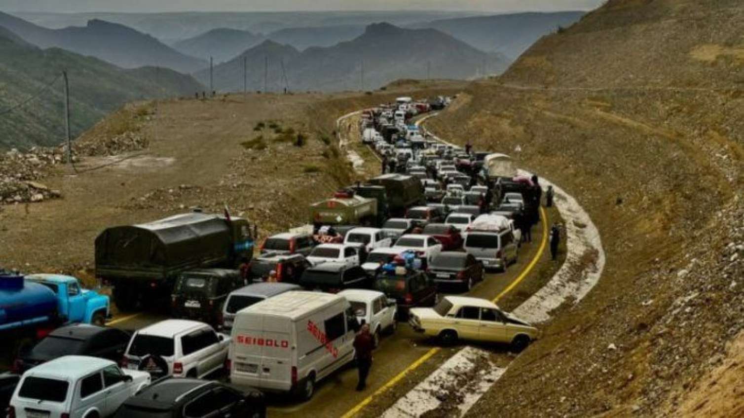 Qarabağdan köçən ermənilərin dövlət hesabına evlə təmin olunması ilə bağlı QƏRAR DƏYİŞDİ