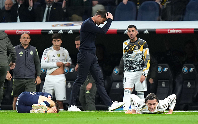 Üç ulduzu “qırmızı” aldı, məğlub oldular - Qalmaqallı matçdan VİDEO