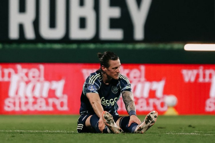 "Ayaks" dərd içində - Ulduzu ciddi zədə aldı, "Qarabağ"a qarşı oynamayacaq