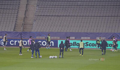 "Qarabağ"ın oyunçuları "Ayaks"ı gözləyərkən…