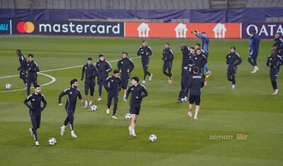 "Qarabağ"ın oyunçuları "Ayaks"ı gözləyərkən…