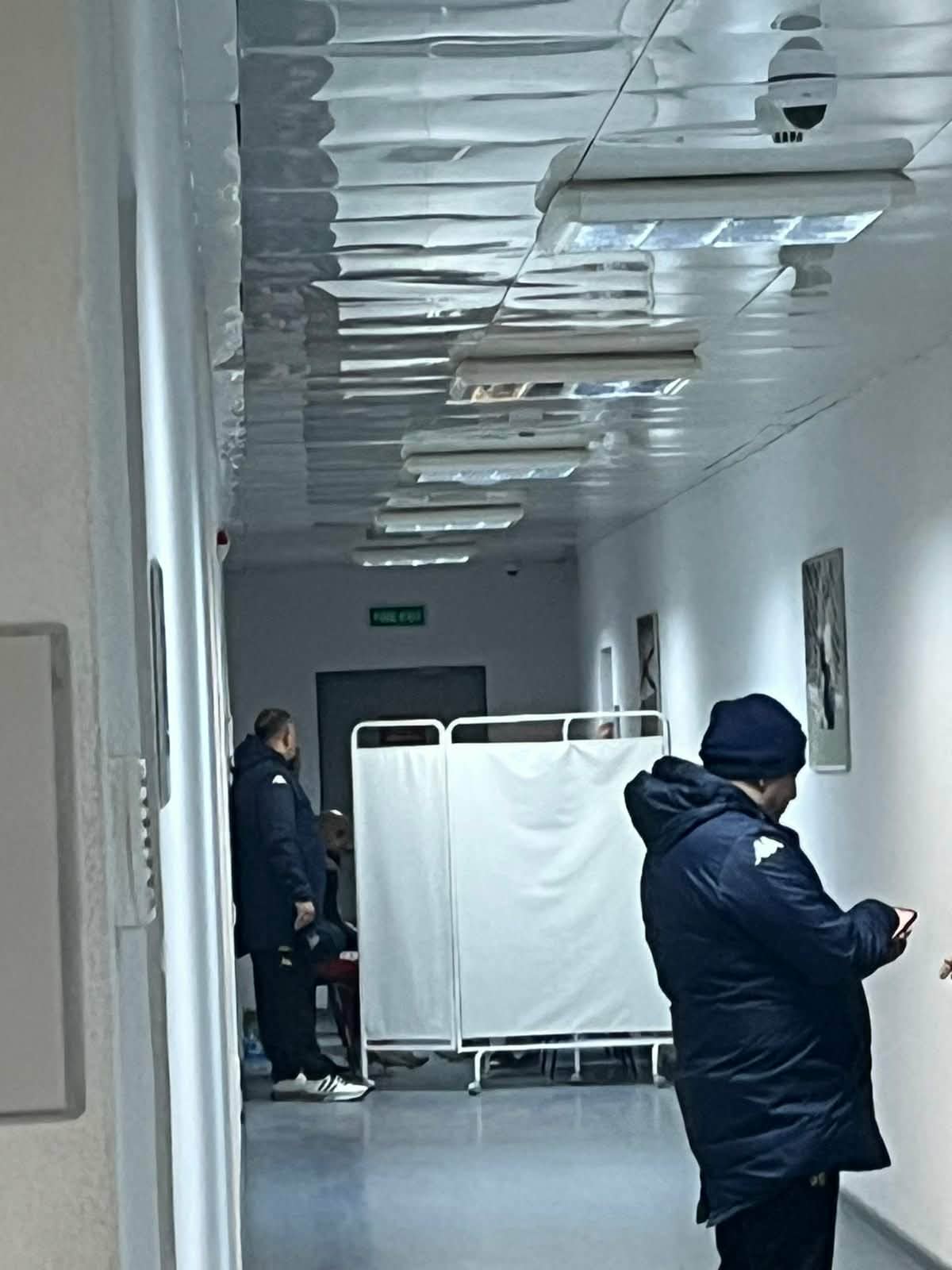 Sürpriz "qonaqlar" gəldi, səkkiz nəfər yoxlanmağa aparıldı  - FOTO