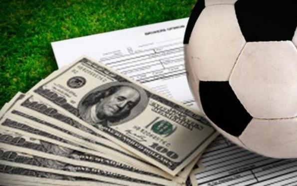 Azərbaycanda “qumar”a girişən futbolçu 5 il azadlıqdan məhrum edildi - FOTO