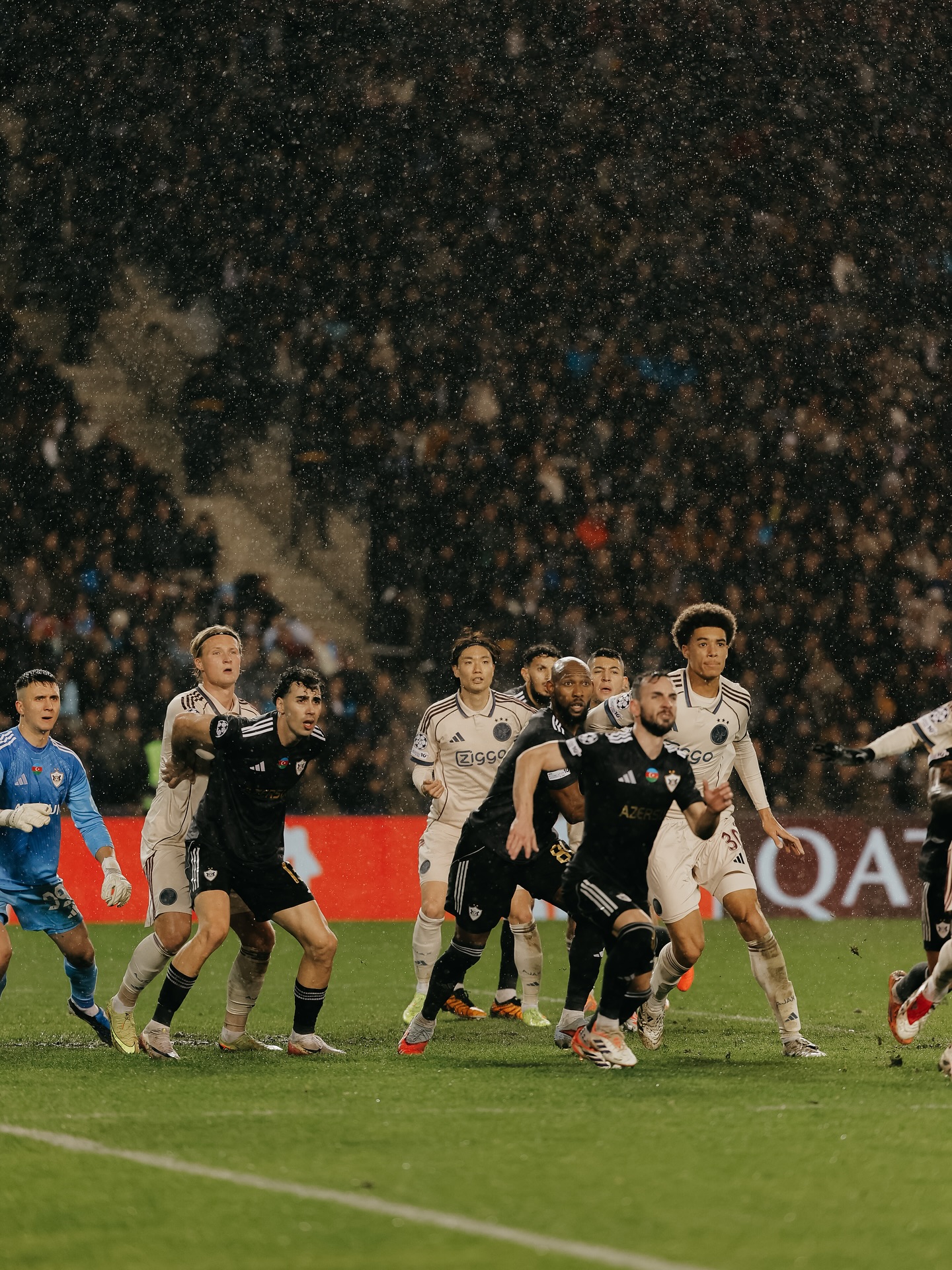 Bir "Nyukasl”dır, bir “Qarabağ”