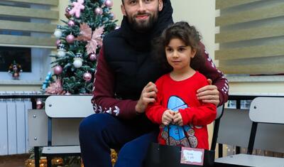 “Sabah”ın oyunçuları uşaq sığınacağına getdi -