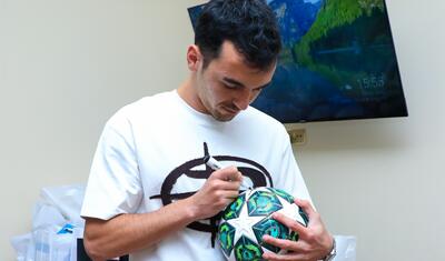 “Sabah”ın oyunçuları uşaq sığınacağına getdi -