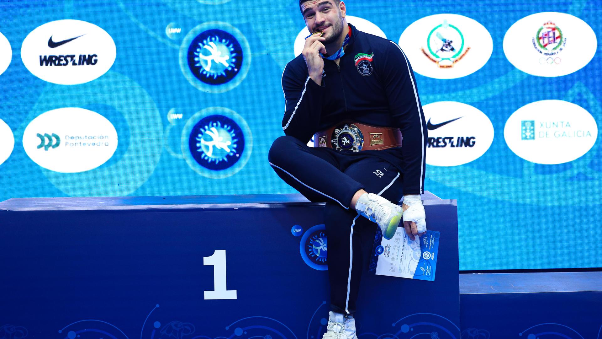 "Mən Azərbaycan millisini pula görə seçməmişəm"