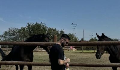 “Qarabağ”lı ulduz məşhur xanımı ilə şəkillər paylaşıb, arzularını dilə gətirdi -