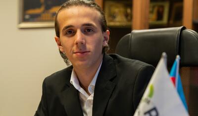 18 yaşlı hücumçunun Premyer Liqaya yolu açıldı -