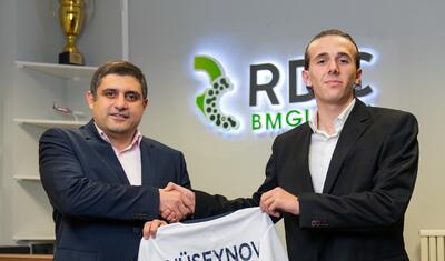 18 yaşlı hücumçunun Premyer Liqaya yolu açıldı -