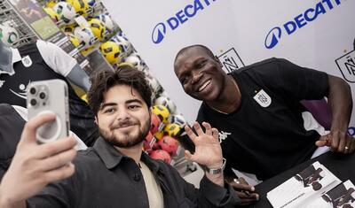 Emin Mahmudov və Vensan Abubakar  “Neftçi”nin rəsmi mağazasının açılışına qatıldı -