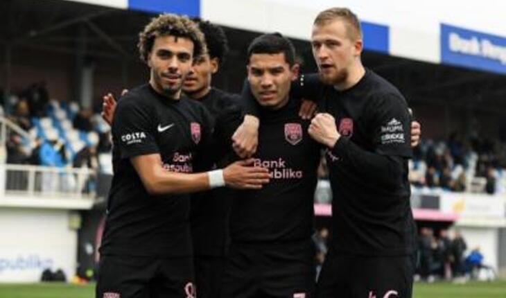 "Sabah" "Araz”ı darmadağın etdi, Sumqayıtda 5 qol vuruldu