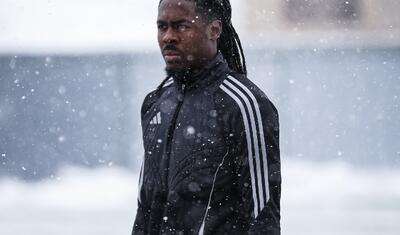 Güclü qar yağdı, “Şamaxı” - “Qarabağ” oyununun saatı dəyişdirildi -