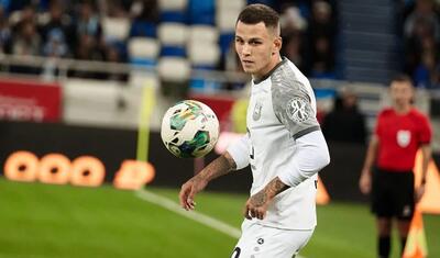 Millinin hücumçusuna məsləhət verdi: “Təkliflər eynidirsə, ora getmək daha yaxşıdır”