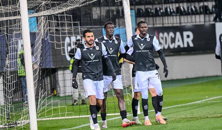 “Neftçi” Emin Mahmudova yeni müqavilə təklif edəcəkmi?