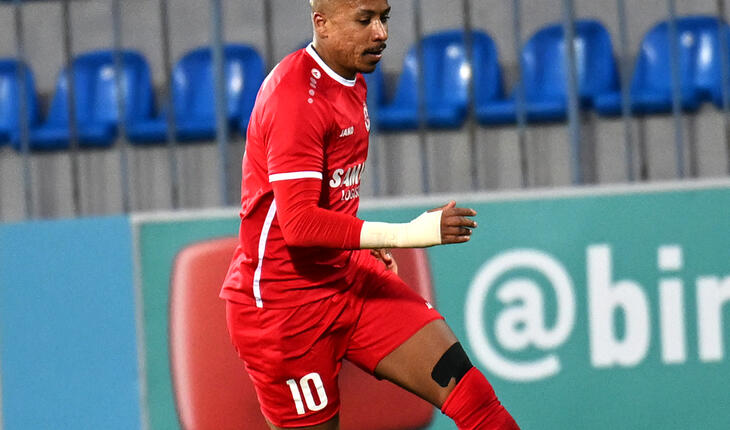 “Neftçi”nin baş məşqçisi braziliyalı vingeri bəyəndi