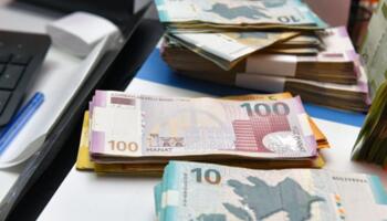 Maaşları tam ödənilmir, mükafatları gecikir - Gözlərini UEFA-dan puluna dikdilər