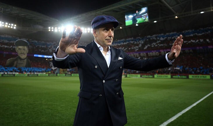 Türkiyə millisinin sabiq baş məşqçisi Azərbaycanın iki klubundan təklif aldı