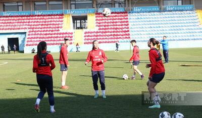 Qadınlardan ibarət millidə bir neçə problem var -