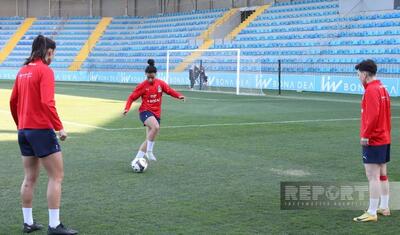 Qadınlardan ibarət millidə bir neçə problem var -