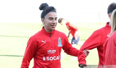 Qadınlardan ibarət millidə bir neçə problem var -