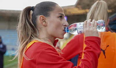 Qadınlardan ibarət millidə bir neçə problem var -