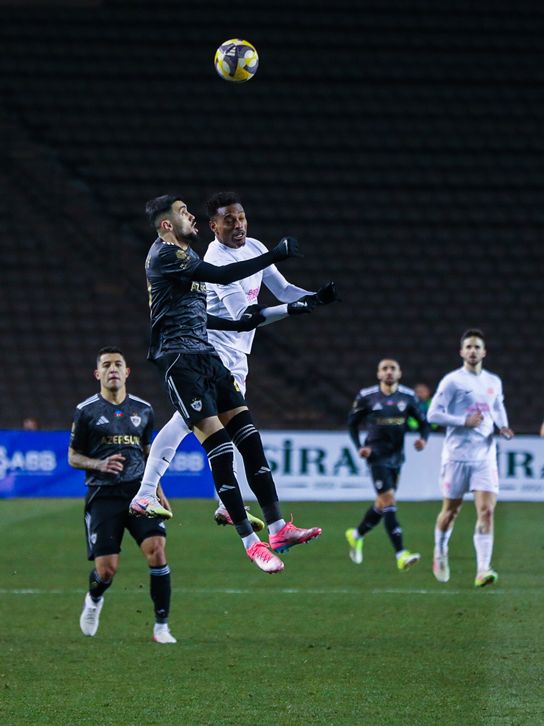 “Qarabağ” tərəfinin bu hərəkəti “Sabah”ı narazı saldı - XÜSUSİ MƏQAM