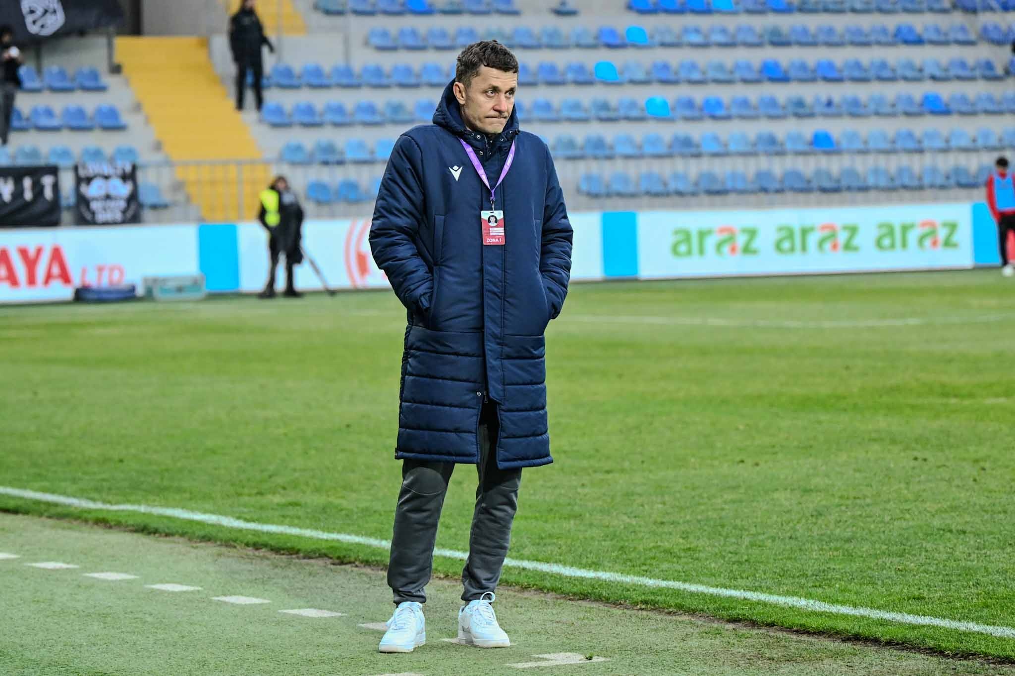 Klub rəhbərliyindən baş məşqçiyə xəbərdarlıq - Avropaya getməsək, sən gedəcəksən!