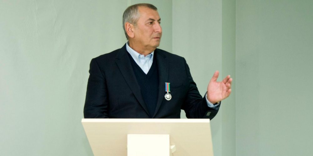 "Mənə növbəti dəfə də təklif olsaydı, yenə qadınlarla işləyərdim"