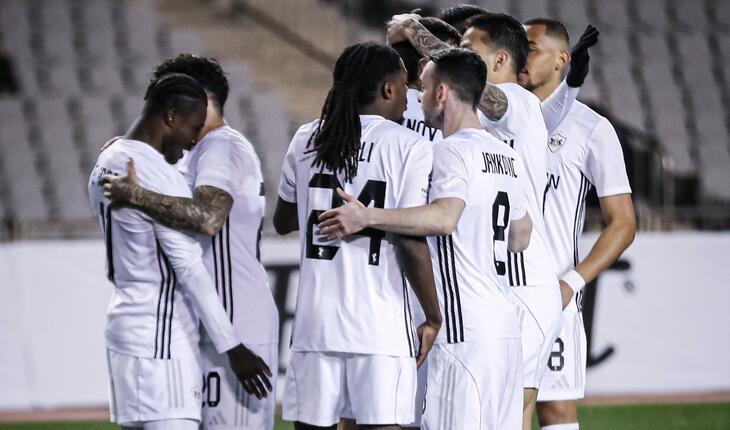 “Şamaxı” son anda penaltini qaçırdı, “Qarabağ” yarımfinala vəsiqə qazandı