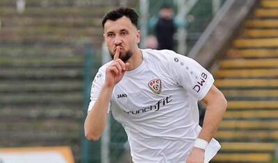 Azərbaycan millisinin sabiq hücumçusu Almaniyada dubl etdi